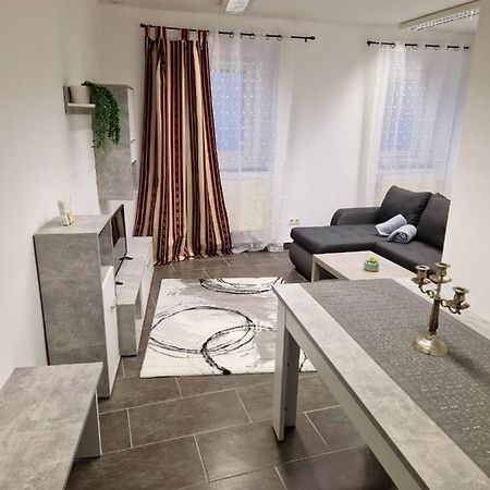 Klosterappartment Modling Eksteriør billede